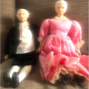 George and Martha Washington Porcelain Cloth Dolls